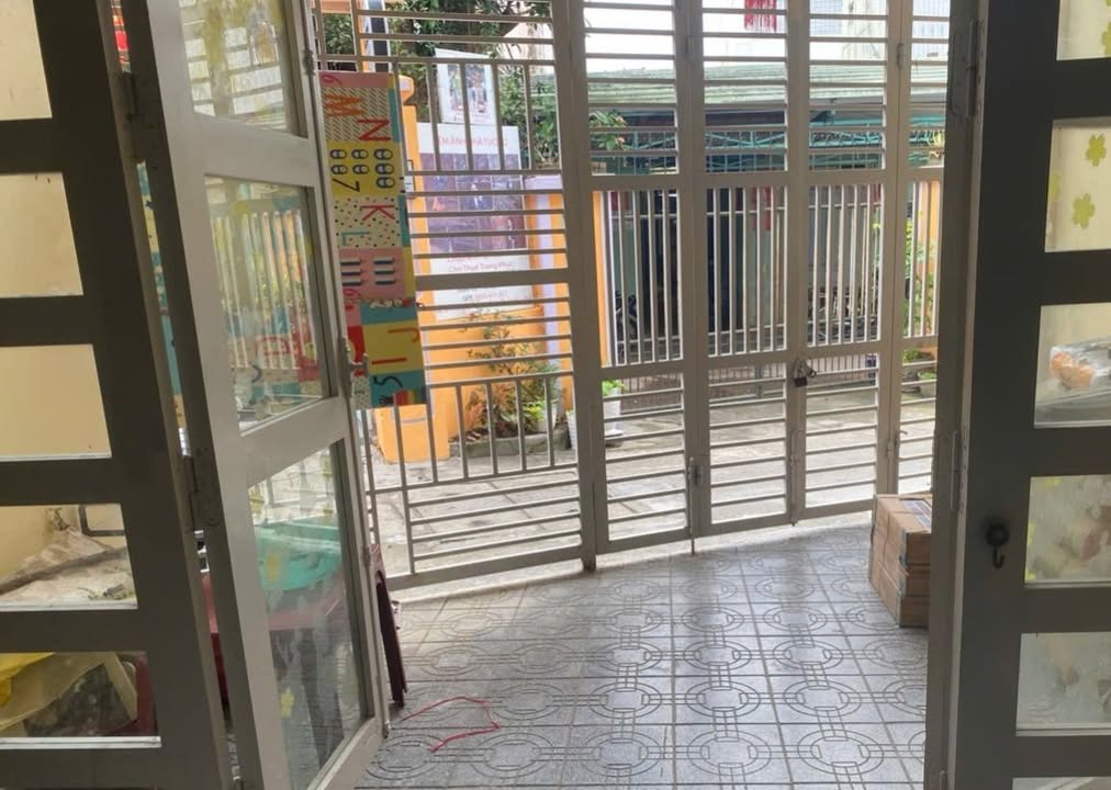 Nhà 2 tầng An Cựu 45m² 1,7 tỷ - Ô tô vào tận nơi