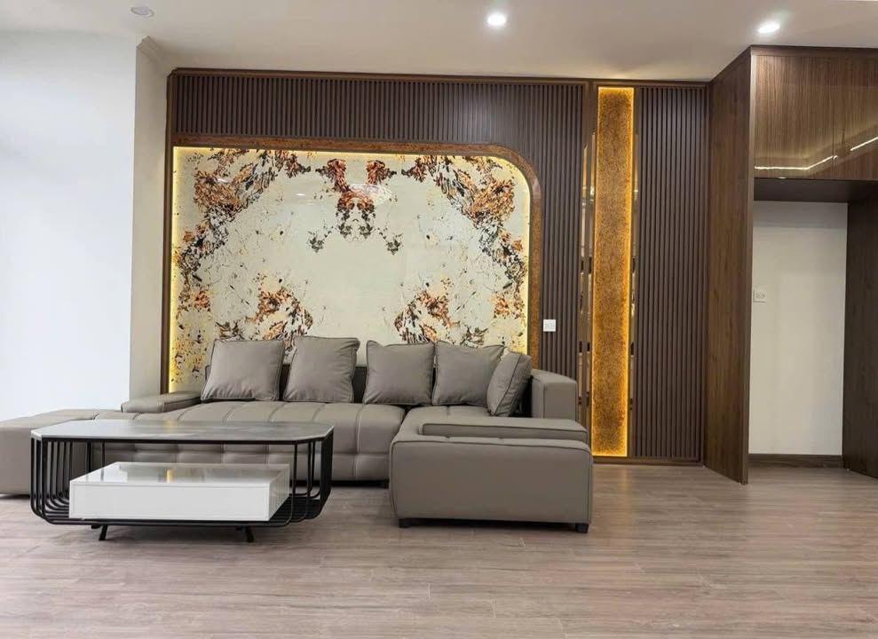 Nhà 34m² 5 tầng, Thang máy, Ô tô đỗ cửa - Trung tâm phố cổ Hoàn Kiếm - 12 Tỷ