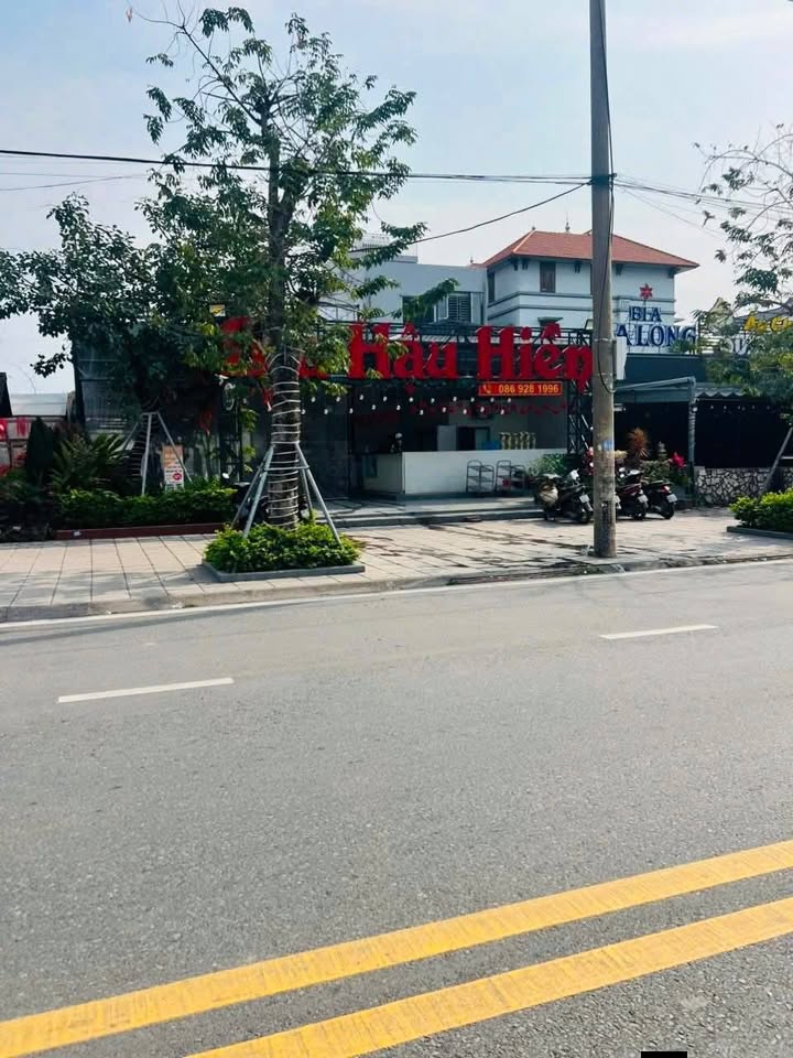 Mặt Bằng Kinh Doanh + Ở 80m² Cẩm Phả - Vỉa Hè 5m, Giá 3.5 Triệu