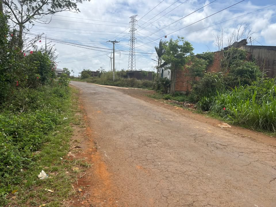 Đất nền 1000m² Thôn 3 Thuận Hà, Đắk Nông - Giá 900 triệu, Sổ đỏ