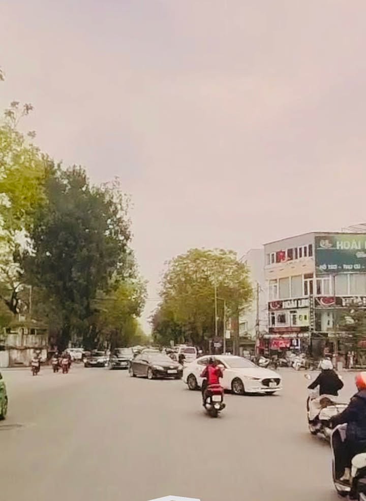 Nhà 2 Mặt Tiền Kiệt Ô Tô Nguyễn Huệ, Huế - 72m² Giá 2.9 Tỷ