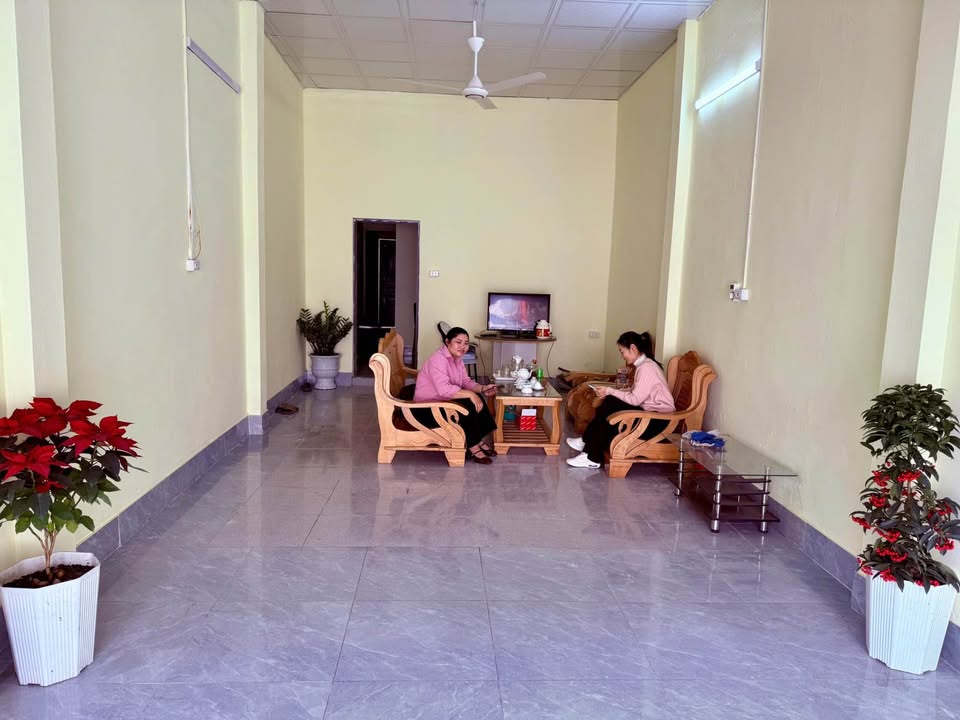 Nhà 234.7m² Phường Hòa Bình - Ô tô đỗ cửa, Giá 2.x Tỷ