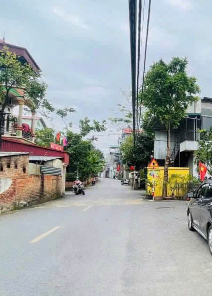 Bán đất Sóc Sơn 80m² - Sổ đỏ vuông vắn, ô tô tránh, giá chỉ từ 1x tỷ