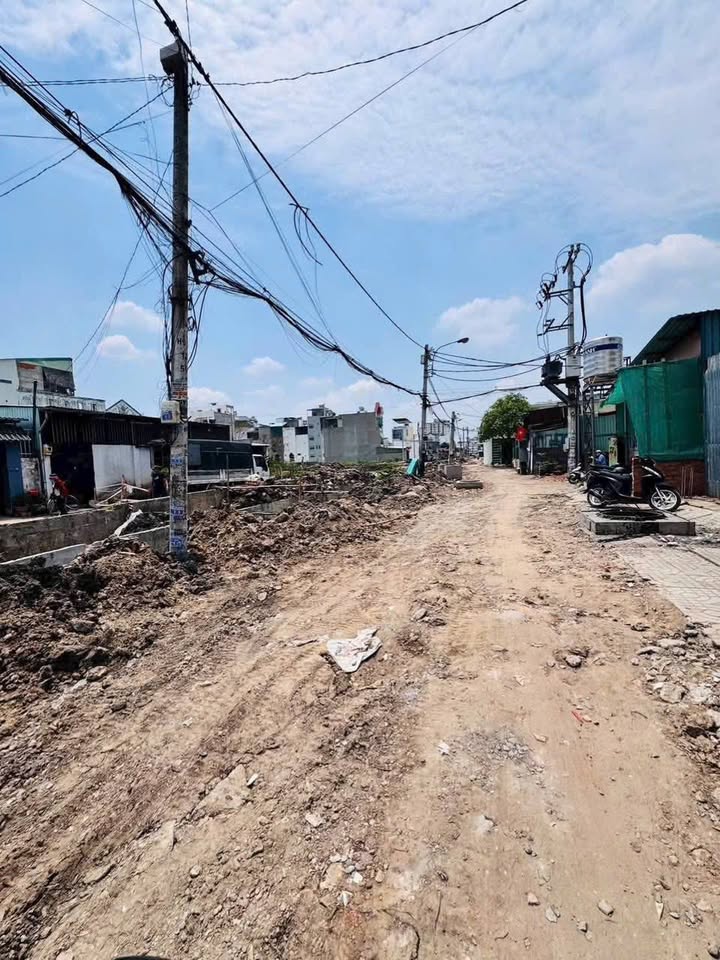 Đất Mặt Tiền Rạch TL29, Q12 - 80m² - Giá 4.65 Tỷ - Sổ Hồng Sẵn Sàng