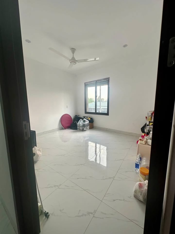 Bán nhà 98m² Xã Đức Thượng, Hoài Đức - 1.999 tỷ, Hướng Đông Nam