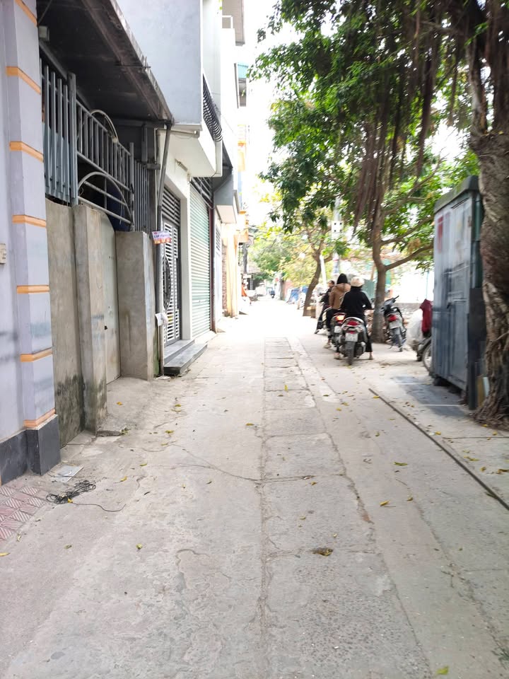 Nhà 35m² Hữu Hoà, Thanh Trì - 1 Tỷ, Full Nội Thất, Sẵn Ở Ngay
