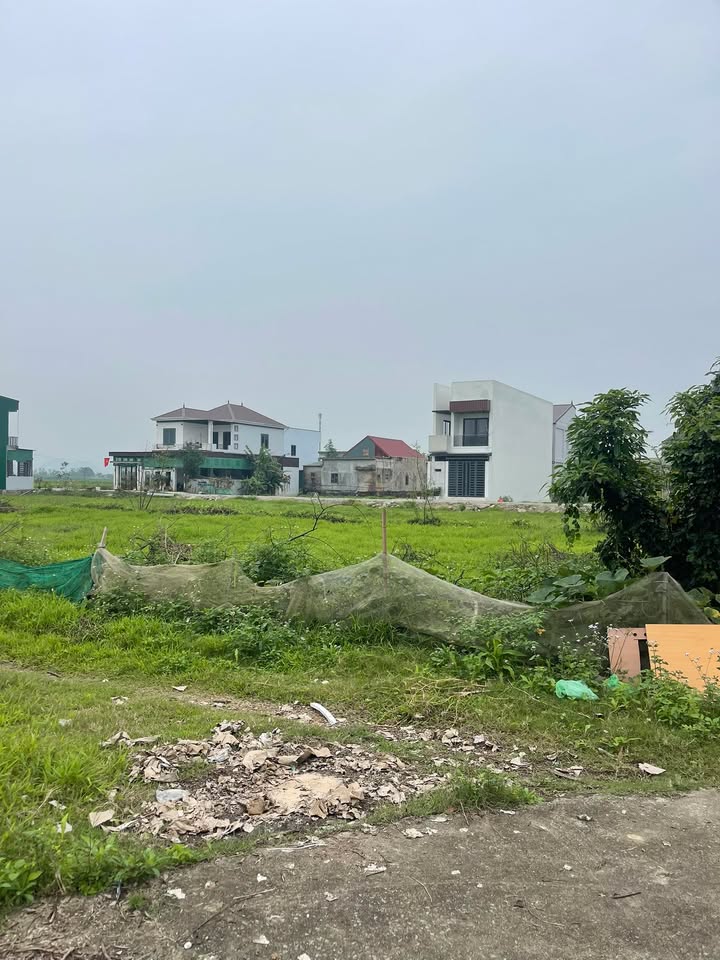 Bán Đất Hưng Phúc, Vinh 100m² - Sổ Đỏ Rõ Ràng, Đường 7m Thông Thoáng