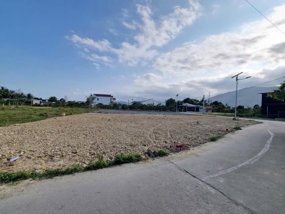 Đất nền Cam Lâm - Sổ sẵn 107m² - Mặt tiền đường nhựa giá đầu tư