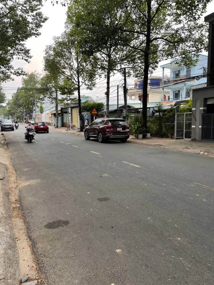 Nhà Mặt Tiền Nguyễn Văn Tiết, Thủ Dầu Một - Kinh Doanh Sầm Uất 105m²