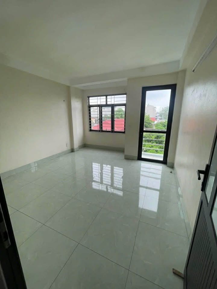 Nhà 3 Tầng Gia Thượng, Mê Linh 50m² Giá 3 Tỷ - Sẵn Sàng An Cư