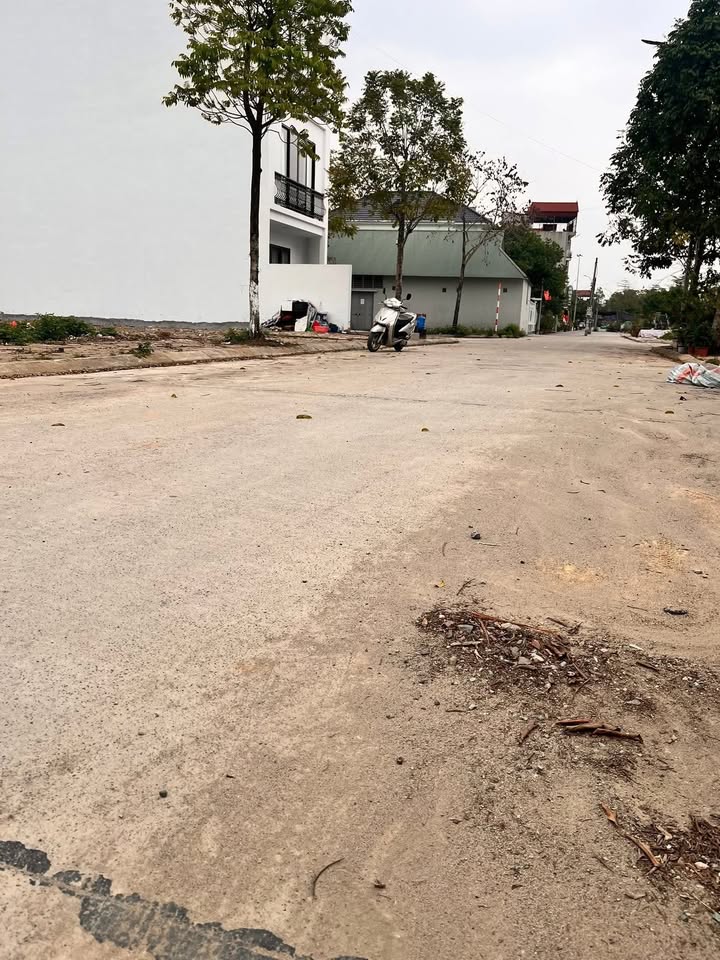 Đất nền Quốc Oai 80m² - Sổ hồng sẵn, 2 mặt tiền, gần Chùa Thầy