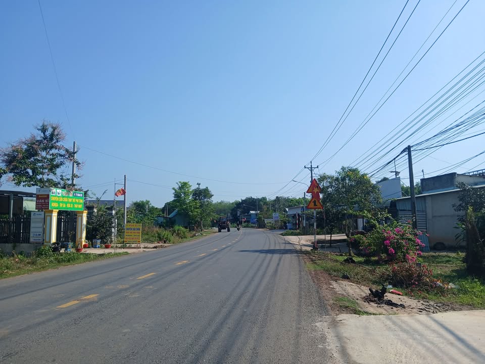 Bán đất 416m² mặt tiền An Ninh, Tân Bình - Giá 2.4 tỷ, sổ vuông vức