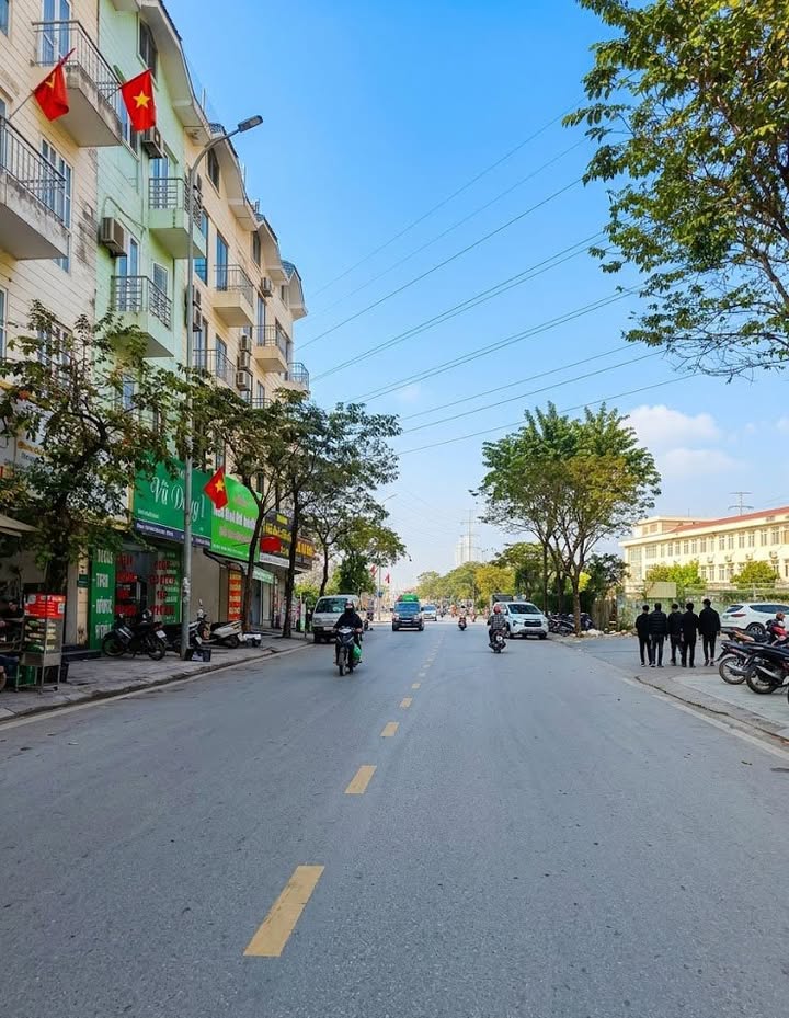 Nhà Liền Kề Đô Nghĩa 80m² - 6 Tầng Thang Máy, Kinh Doanh Đa Ngành