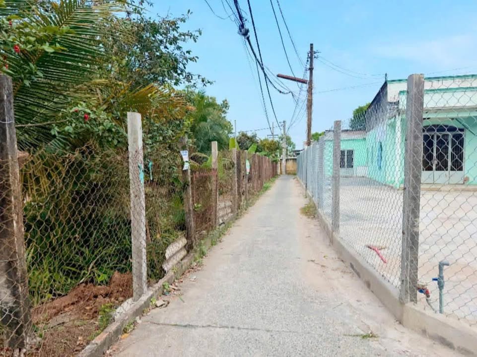 Nhà 240m² Phường Long An, Tây Ninh - Giá Tốt, Sổ Hồng Sẵn Sàng