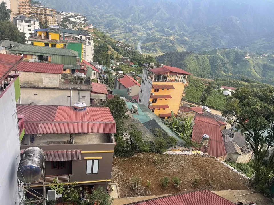 Đất Vàng Ngõ Cầu Mây, Sa Pa 340m² - Tiềm Năng Homestay, Khách Sạn