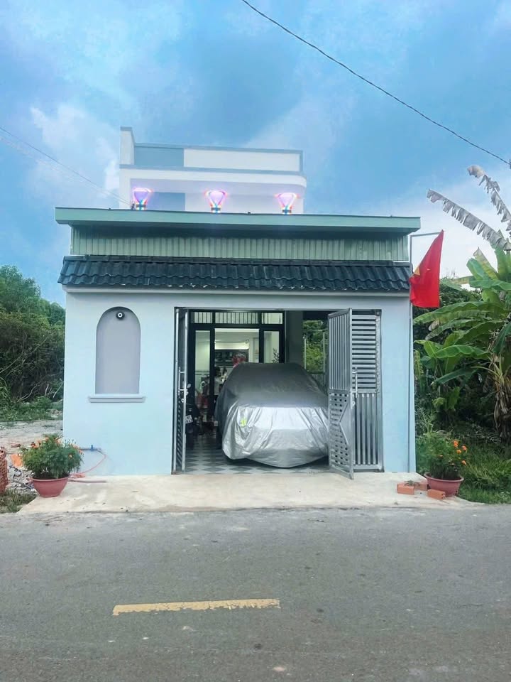 Nhà Gác Lửng 170m² Mặt Tiền Lai Hưng, T.D.Một - Sẵn Sàng Vào Ở Ngay