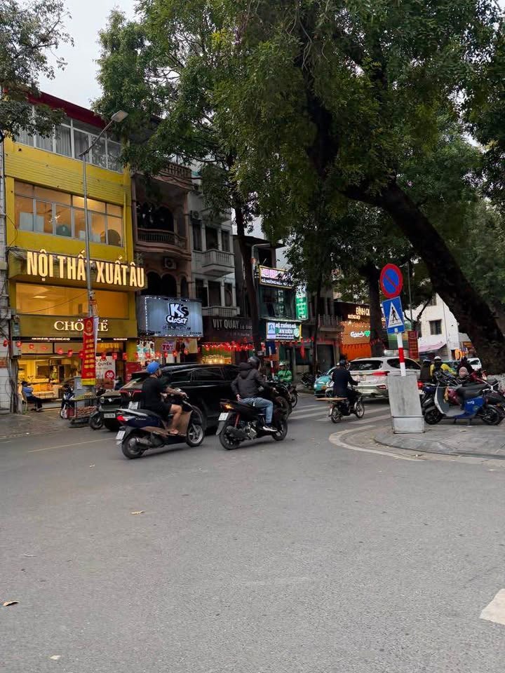 Nhà 2 Tầng 50m² Lò Đúc, Hai Bà Trưng - 10m Ra Ô tô - Giá 9.8 Tỷ