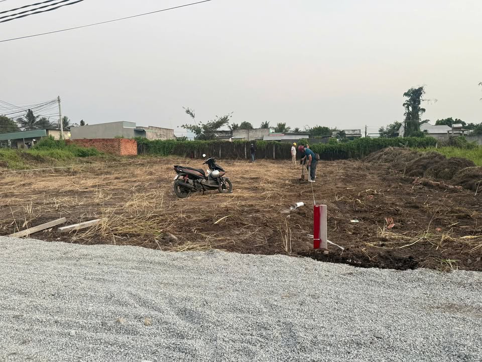 Đất Nền Đức Hòa Long An 394m² - Sổ Hồng Thổ Cư, Giá 2.7 Tỷ