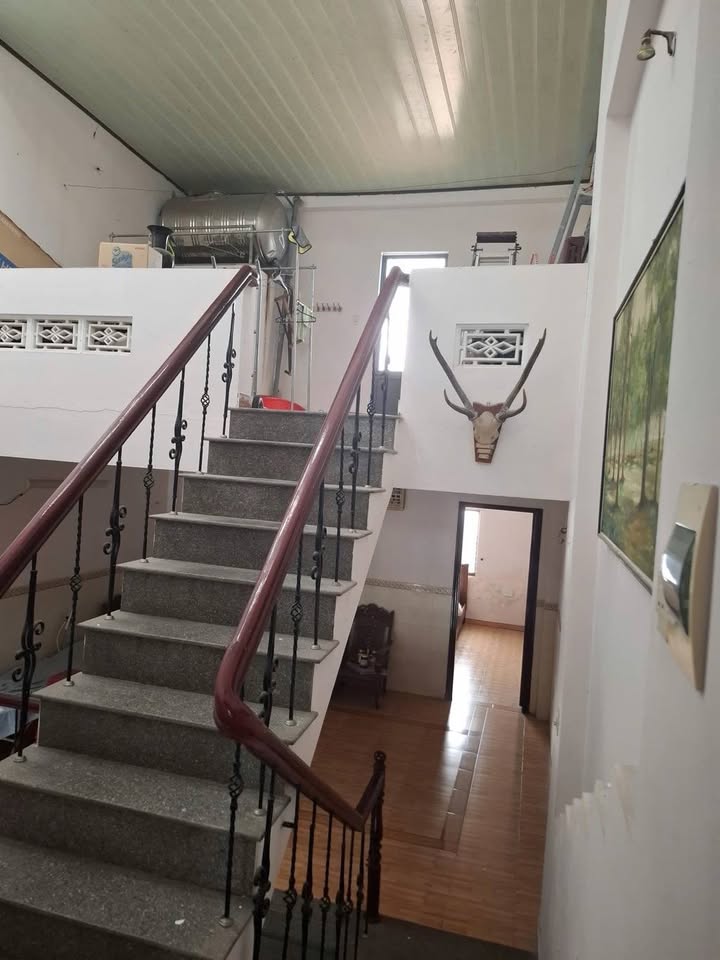 Nhà 2 Tầng Mặt Tiền Phạm Văn Bạch, Hải Châu - 100m², 3PN, Giá Thỏa Thuận