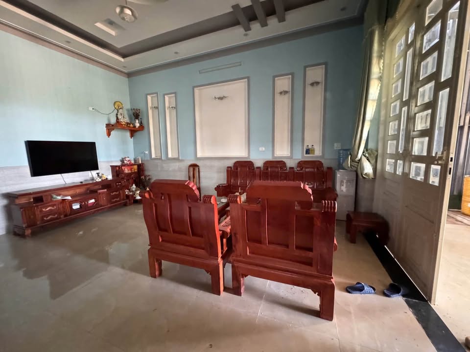 Cho thuê nhà nguyên căn Lý Thái Tổ, Bảo Lộc - 2PN, Giá 3 triệu/tháng