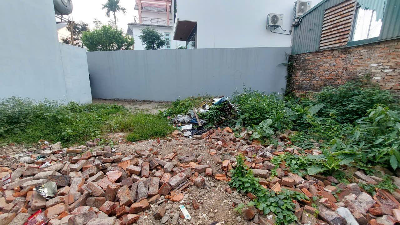 Bán gấp Đất Xóm Thượng Đông Anh 84m² - Giá 3.7 Tỷ, Sổ Đỏ Riêng