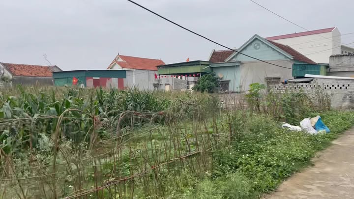 Đất nền Nghi Xuân 210m² - Sổ hồng sang tên ngay, cách biển 15m