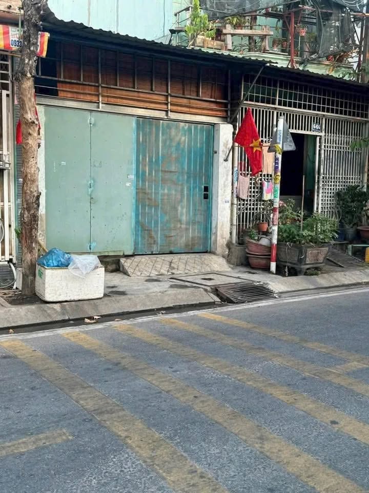 Nhà Mặt Tiền Đường Nhựa Thông Bà Điểm, Quận 12 - 60m², 2.5 Tỷ