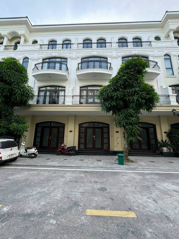 Bán Gấp Shophouse CL7-112 Vinhome OCP2 - 58.5m² - 12 Tỷ - Kinh Doanh Đỉnh Cao