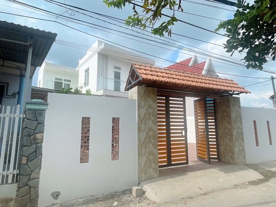 Nhà Vĩnh Ngọc, Nha Trang 222m² Sổ hồng riêng - Sẵn sàng vào ở ngay