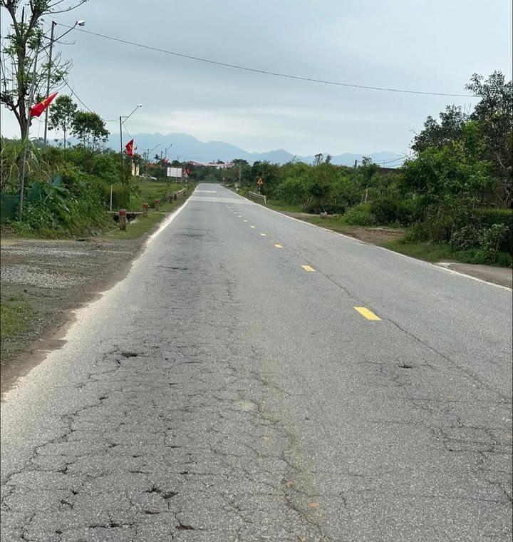 Bán đất nền 253m² Quốc lộ 12c, Hà Tĩnh - Sổ đỏ sẵn sàng