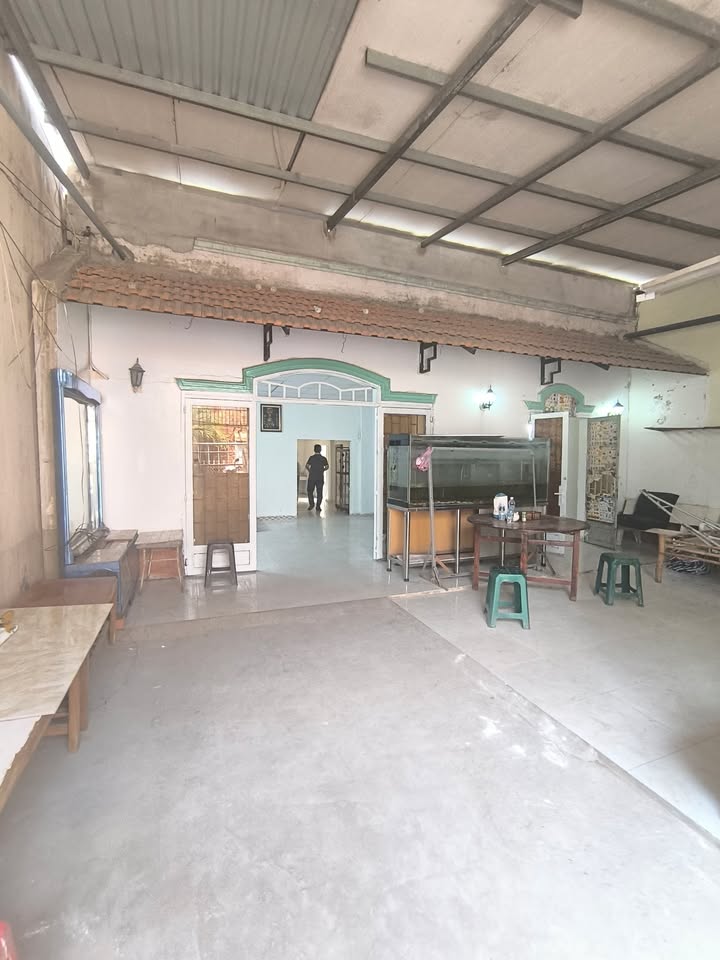 Nhà 160m² 4PN H.Bình Phước, Thủ Đức - Giá 8 Triệu/Tháng