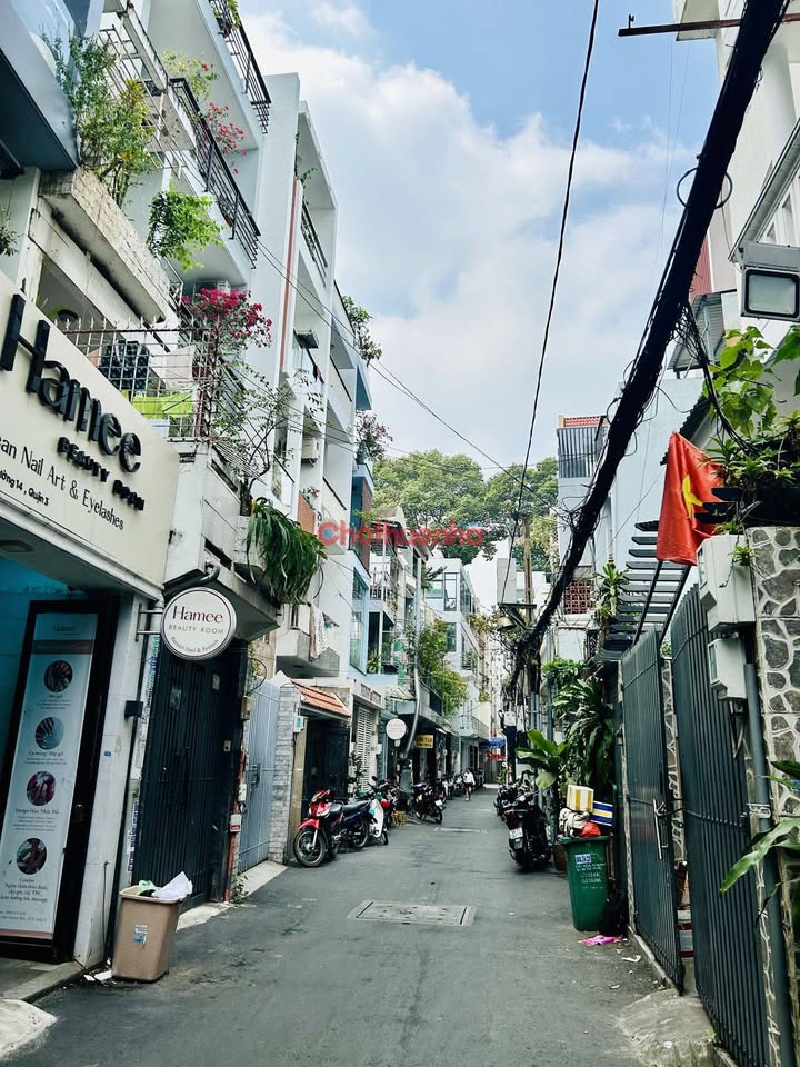 Cho thuê nhà hẻm xe hơi Trần Quang Diệu, Q3 - 230m² - 22 triệu/tháng