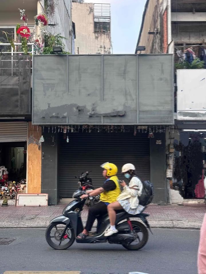 Mặt Tiền Lê Văn Sỹ, Phú Nhuận - Kinh Doanh Đắc Lợi 120m²