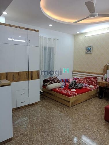 Nhà ngõ Kim Mã 30.3m² giá 8.9 tỷ - Sẵn sàng vào ở ngay!