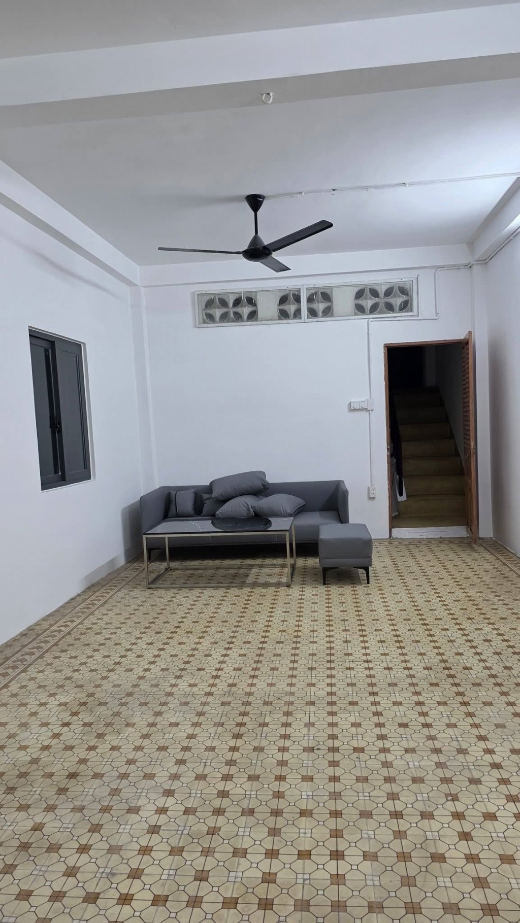 Nhà góc 2 mặt tiền Đỗ Thị Lời, Quận 3, 49.3m² chỉ 18 tỷ - Kinh doanh sầm uất!