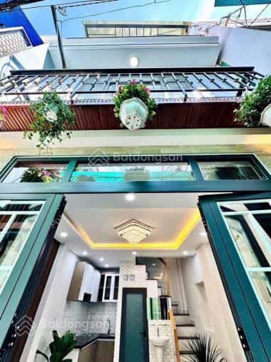 Bán nhà HXH 8m, 32m² giá 3.69 TỶ - Đầu tư sinh lời ngay tại Nguyễn Gia Trí, Bình Thạnh!