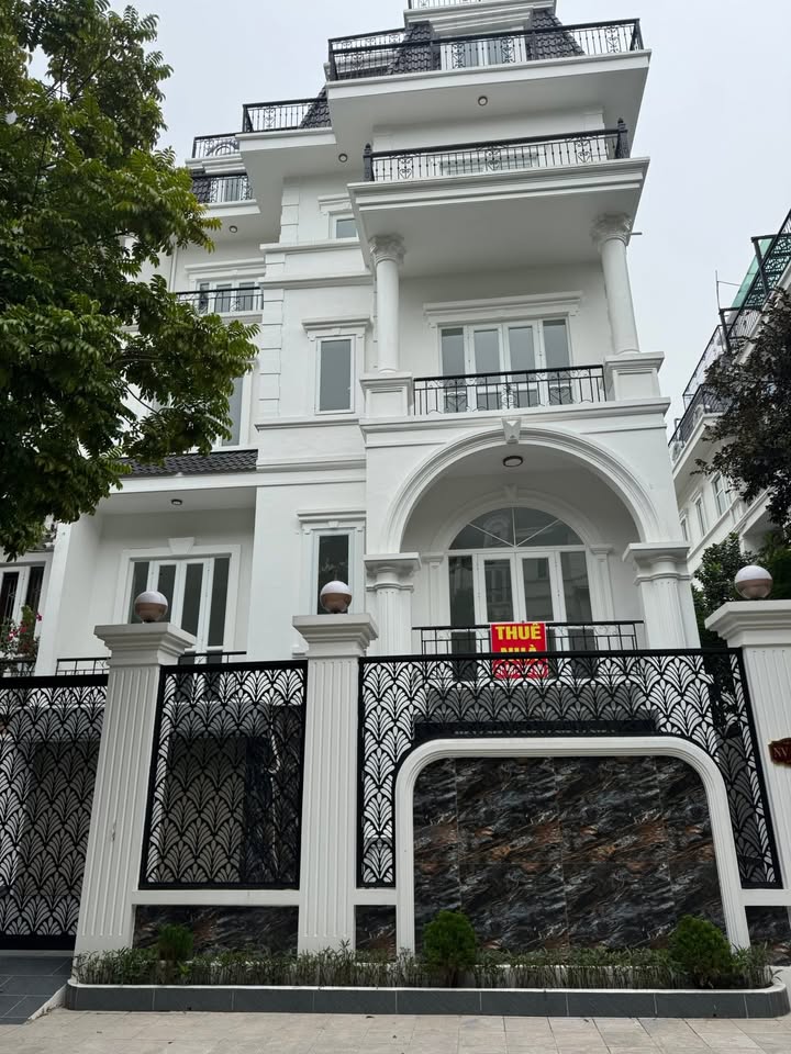 Cho thuê Biệt thự 5 tầng KĐT Lideco Hoài Đức, 211m² - Sẵn sàng đón chủ mới