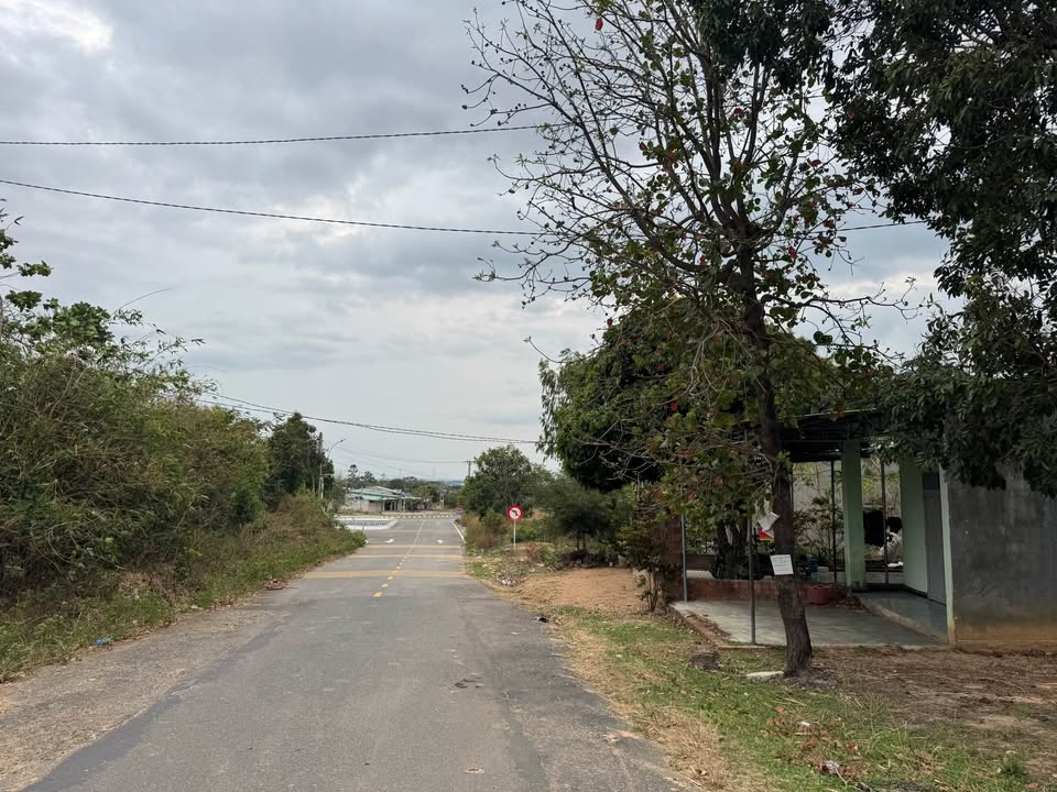 Đất 2 Mặt Tiền QL24 Cũ Kon Tum 200m² - Sẵn Sổ Hồng