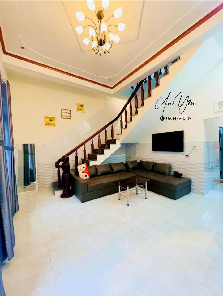 Nhà 1 Mê Góc Hẻm Trần Hưng Đạo, Tuy Hòa - 60m² Full Nội Thất, Giá 2.45 Tỷ