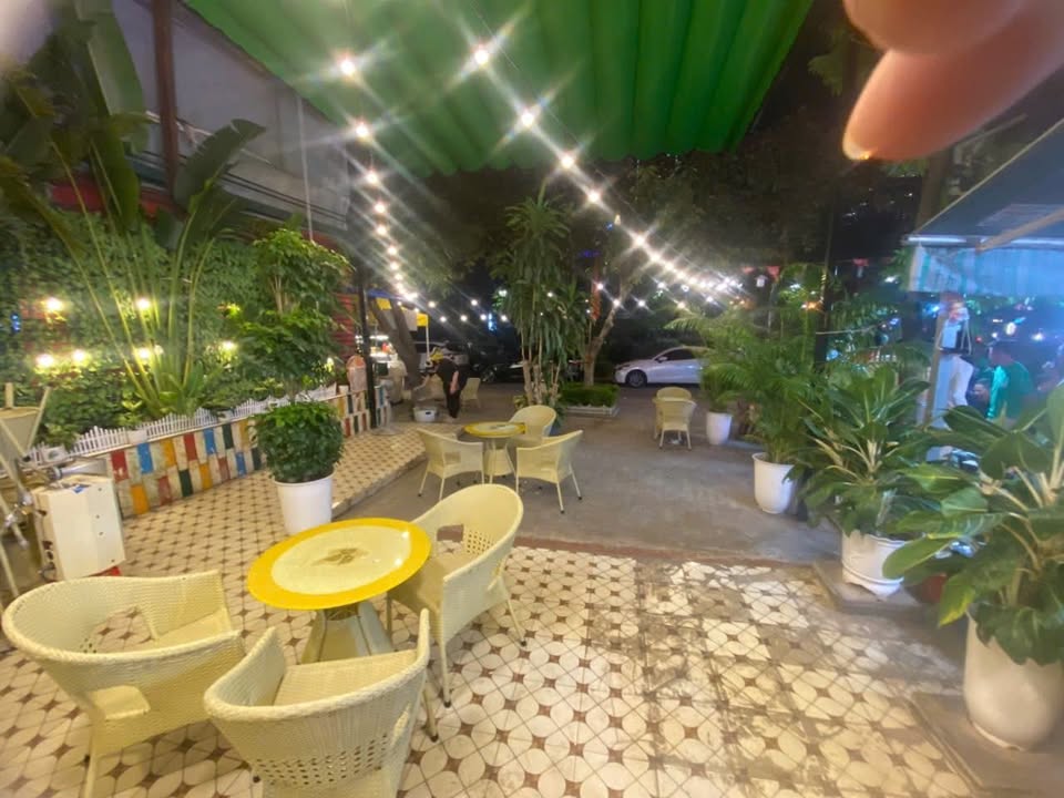 Cho thuê mặt bằng Nguyễn Chí Thanh, Đống Đa - 100m², Vỉa hè rộng, Kinh doanh đắc địa