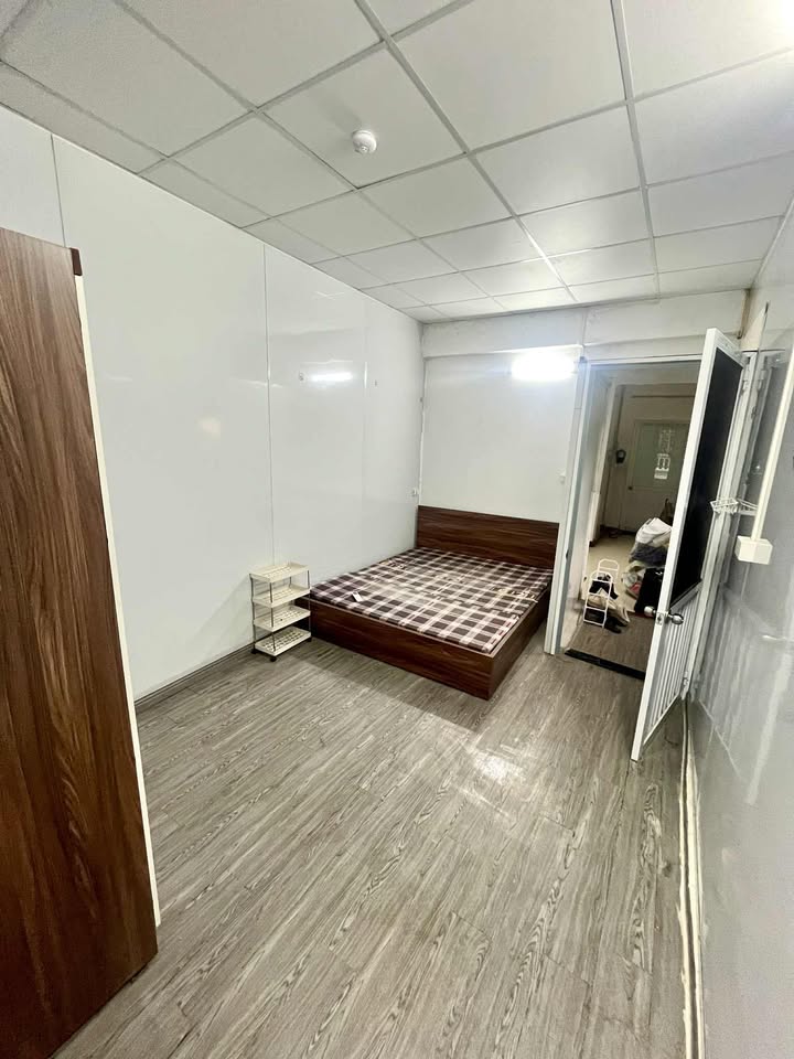 Cho thuê phòng 173 Hoàng Hoa Thám, Ba Đình - Giá 2.7 triệu/tháng