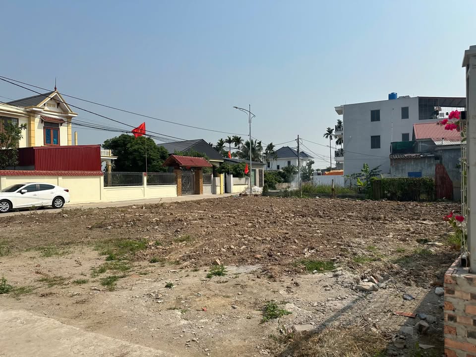 Đất Nền 120m² Mặt Tiền 5m Đường Bờ Kênh, Tiên Lãng - 2 Tỷ, Sổ Hồng Thổ Cư