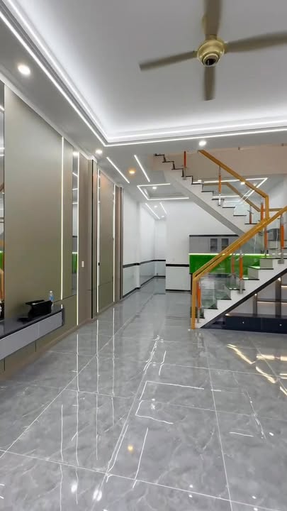 Nhà Sổ Hồng Riêng Tân Uyên 100m² - 3PN, Sân Xe Hơi, Giá 2.85 Tỷ