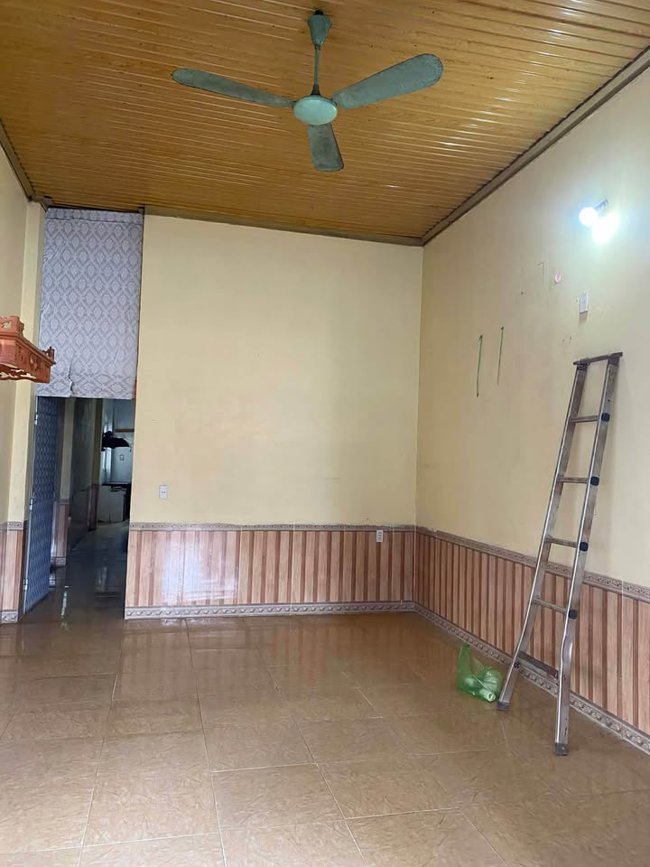 Bán đất tặng nhà 82m² Phường Phan Đình Phùng, Thái Nguyên - Giá 2.0x Tỷ