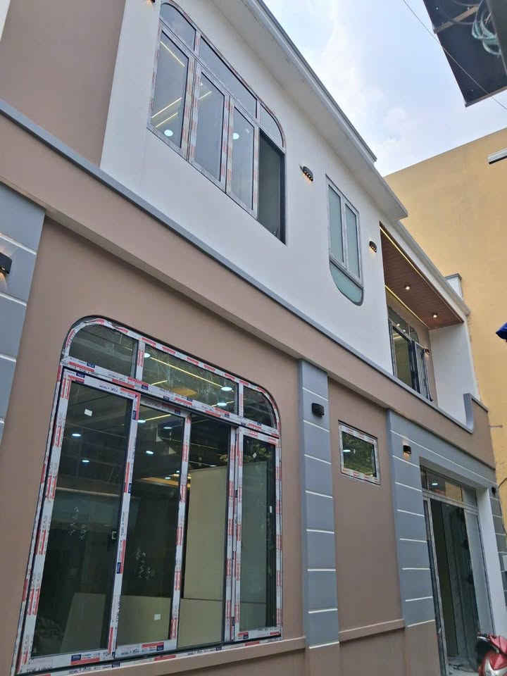 Nhà Phố Bình Tân 81m² - Full Nội Thất Cao Cấp, Đối Diện Khu Tên Lửa VIP