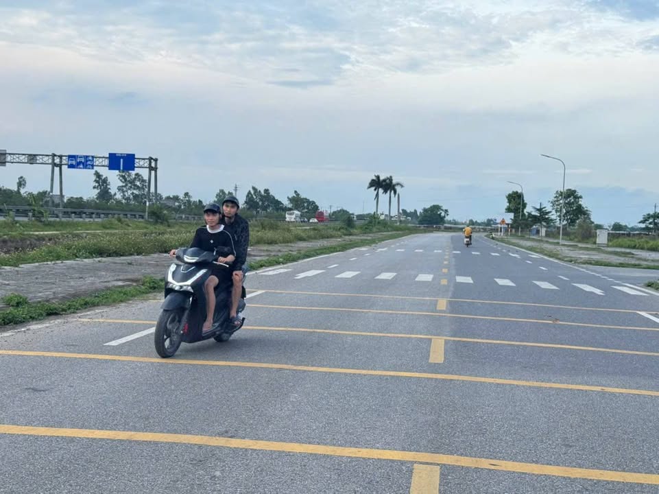 Đất nền Hưng Hà, Thái Bình 108m² - Sổ đỏ sẵn sàng, giá đầu tư 2.4 tỷ