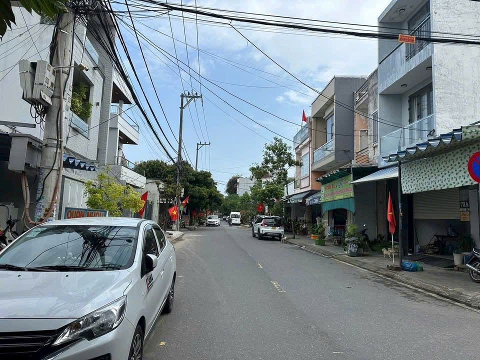 Nhà Phố Mặt Tiền Hoa Lư, Sơn Trà - 80m² Giảm Sốc 200 Triệu Chỉ Còn 6.3 Tỷ