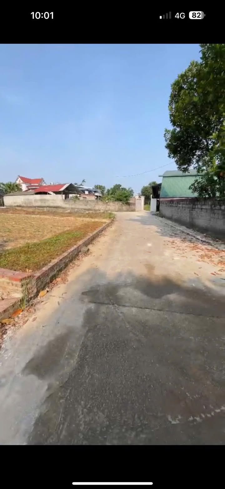 Đất Lô Góc 220m² Ba Vì - Sổ Đỏ Thổ Cư, Giá Đầu Tư 1.x Tỷ