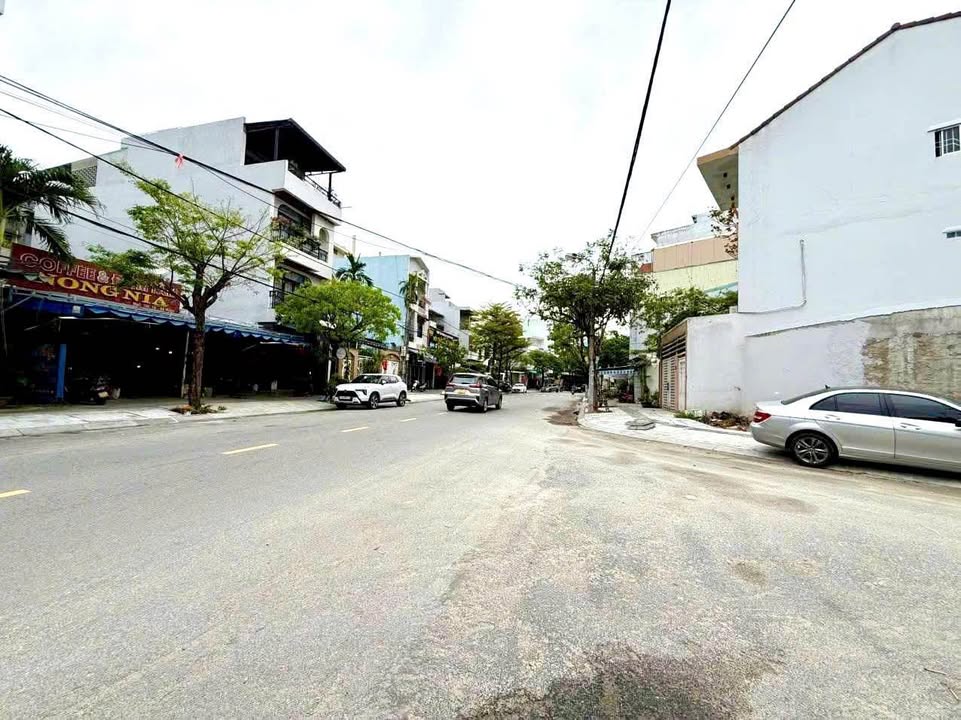 Đất Lô Góc 2 Mặt Tiền 105m² Trung Tâm Hải Châu - Kinh Doanh Đắc Lộc