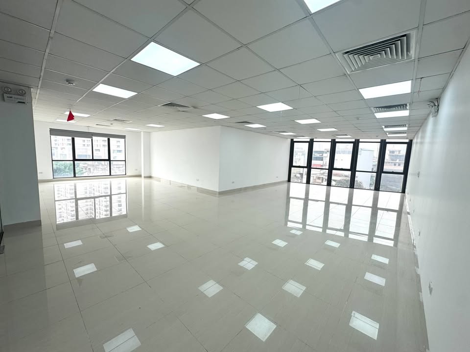 Cho thuê sàn VP 95m² mặt ngõ 165 Cầu Giấy, Hà Nội - Giá 21 triệu